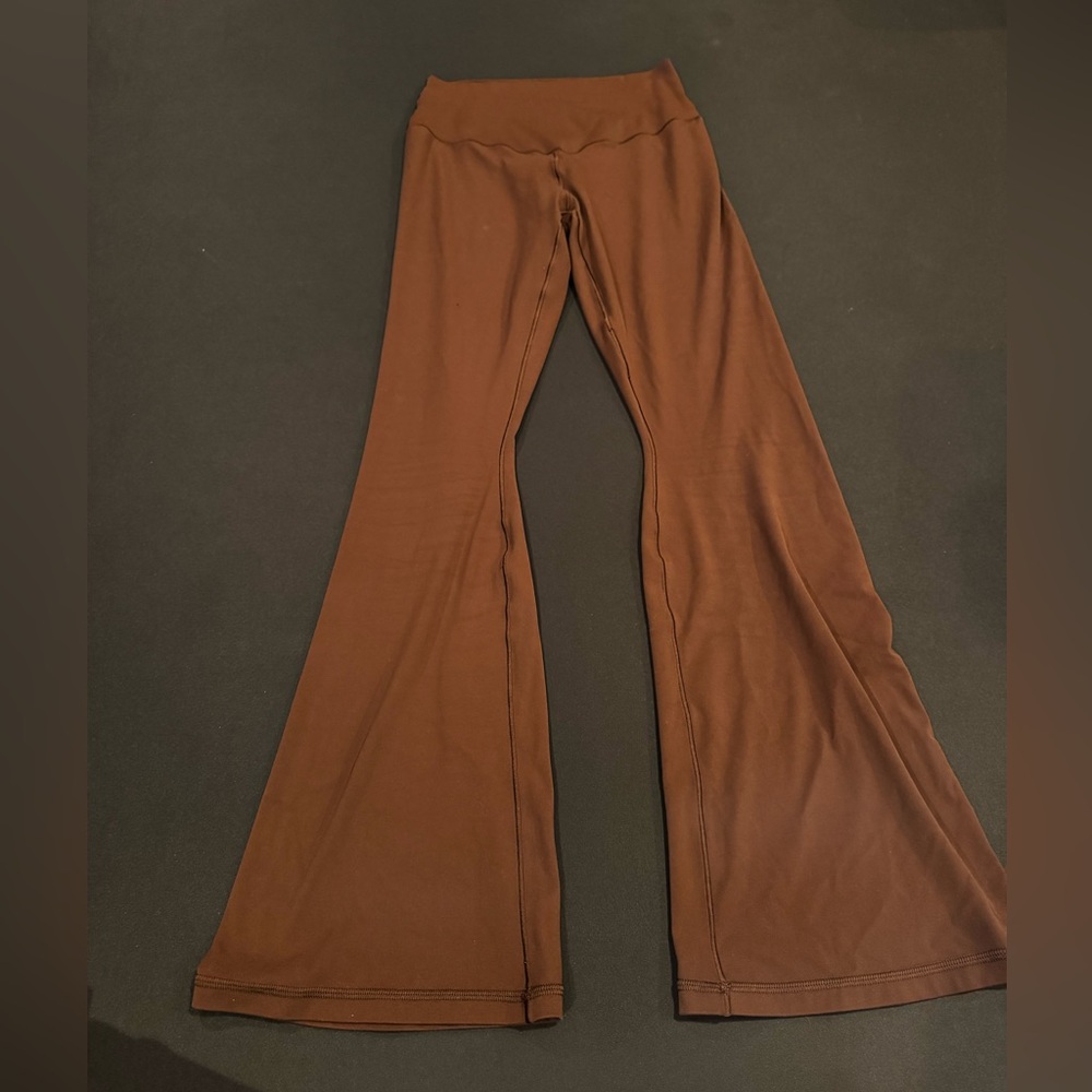 Aerie OFFLINE Real Me Xtra Flare Leggings Brown Bootcut Yoga Pants Size M - Picture 2 of 5
